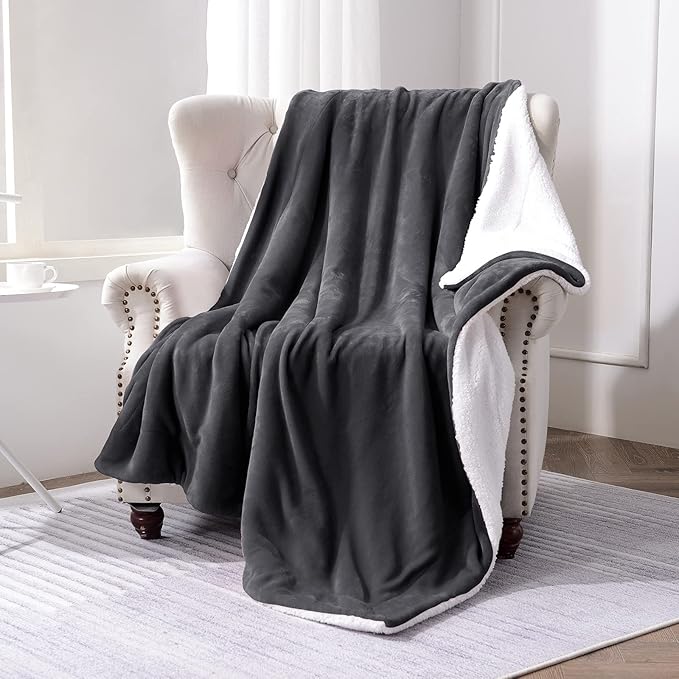 SOCHOW Sherpa Fleece Throw Blanket, Double-Sided Super Soft Luxurious Plush Blanket King Size 90 inchx108 inch, Dark Grey