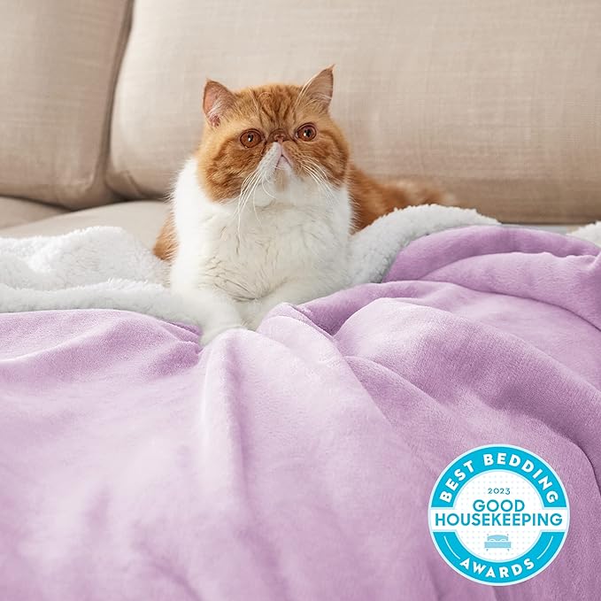 Bedsure Sherpa Fleece Blankets King Size for Bed - Thick and Warm, Soft Fuzzy Plush King Blanket for Winter, Lilac, 108x90 Inches