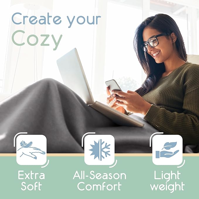 King Size Microfleece Blanket | All-Season Comfort | Supersoft Lightweight Throw Blanket | Plush Throw for Bed, Couch or Sofa | Travel and Pet-Friendly
