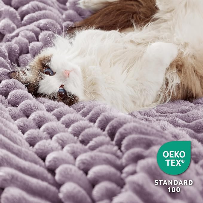 Bedsure Sherpa Blanket King Size for Bed - Super Soft, Cozy Fleece Thick Warm Blanket for Winter, GentleSoft Home Room Decor, Purple, 108x90 Inches