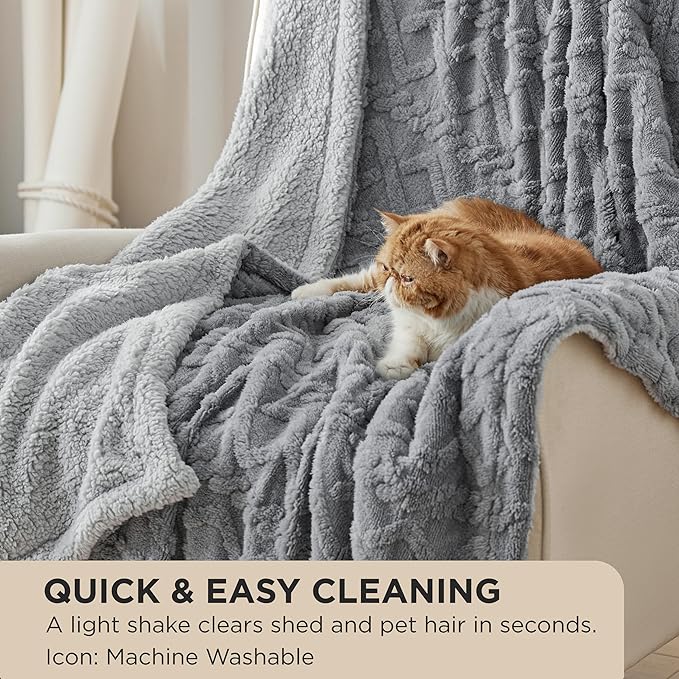 Bedsure Sherpa Fleece Throw Blanket for Couch - GentleSoft Fluffy & Cozy Cable Jacquard Tufted Throw for Women Gift, Thick and Warm Blankets for Winter, Grey, 50x60 Inches