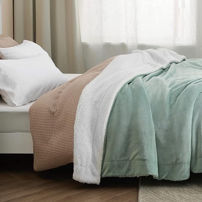 Bedsure Sherpa Fleece Blankets King Size for Bed - Thick and Warm, Soft Fuzzy Plush King Blanket for Winter, Sage Green, 108x90 Inches