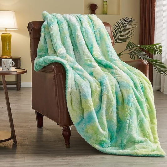 NEWCOSPLAY Super Soft Faux Fur Blanket Twin Size Multi Green Sherpa Fuzzy Plush Warm Blanket for Sofa Bed (Multi Green, Twin(60"x80"))