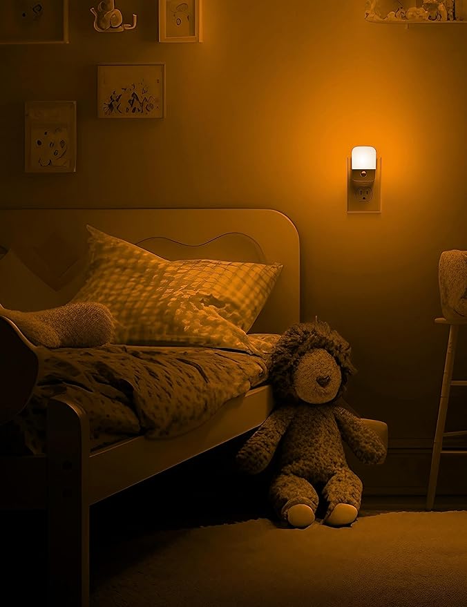 LOHAS Amber Night Light, LED Night Light Plug into Wall with Light Sensor, Diffused Light, Energy Efficient, Sleep Aid No Blue Light for Nursery, Bedroom, Hallway, Stairs, Kids Room, 2 Pack