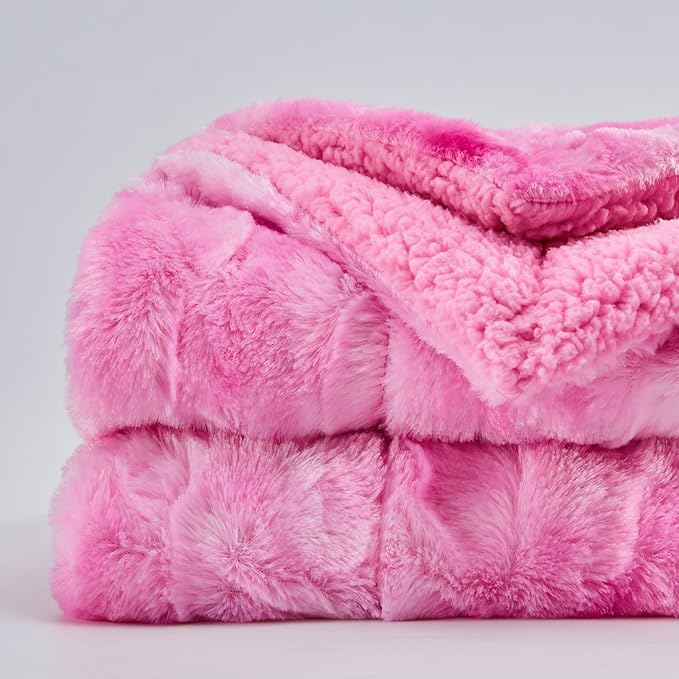 NEWCOSPLAY Super Soft Faux Fur Blanket Twin Size Pink Sherpa Fuzzy Plush Warm Blanket for Sofa Bed (Pink, Twin(60"x80"))