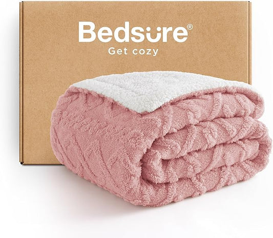 Bedsure Sherpa Fleece Blanket Twin Size for Bed - GentleSoft Fluffy & Cozy Cable Jacquard Tufted for Women Gift, Thick and Warm Blankets for Winter, Pink, 60x80 Inches