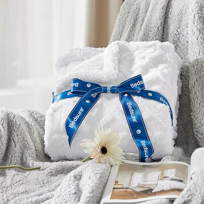 Bedsure Sherpa Queen Size Blanket for Bed - GentleSoft Fleece Fluffy & Cozy Cable Jacquard Tufted for Women Gift, Thick and Warm Blankets for Winter, White, 90x90 Inches