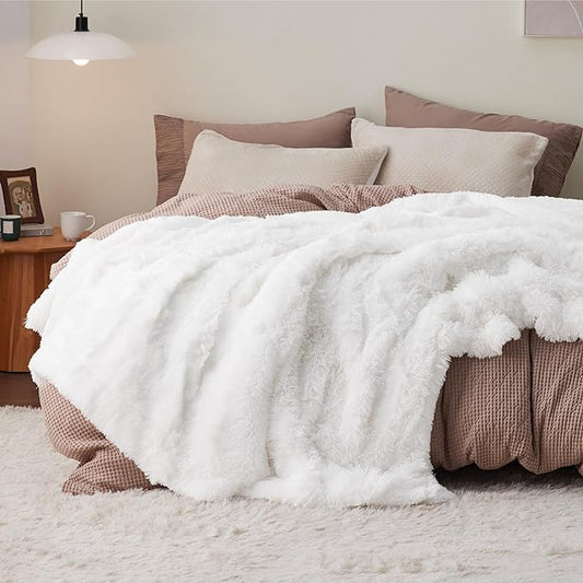 Bedsure GentleSoft Fluffy White King Size Blanket for Bed, Thick Soft Sherpa Faux Fur Fleece Bedding Fuzzy Plush Winter Warm Heavy Large King Blanket, Cozy White Gifts for Men Women, 108x90