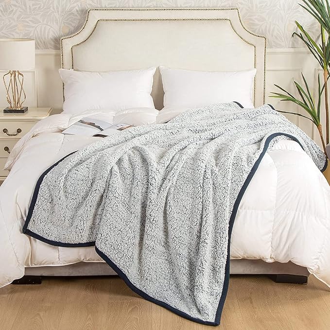 EMME Fuzzy Blanket Soft Fleece Throw Blankets for Women, Fluffy Sherpa Throws(Plush Navy,50"x60")