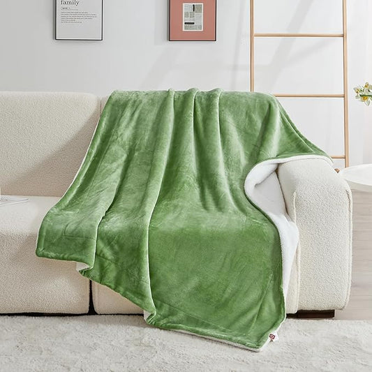 SOCHOW Sherpa Fleece Throw Blanket, Double-Sided Super Soft Luxurious Plush Blanket Throw Size, Sage Green, 50x60 inches