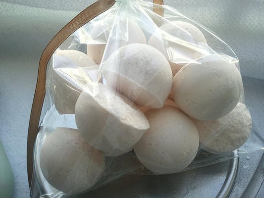 BUTTERCREAM CUPCAKE Bath Bomb Fizzies (14) 1 oz each with Shea Butter, Ultra Moisturizing (12 Oz) .Great for Dry Skin (Buttercream Cupcake)