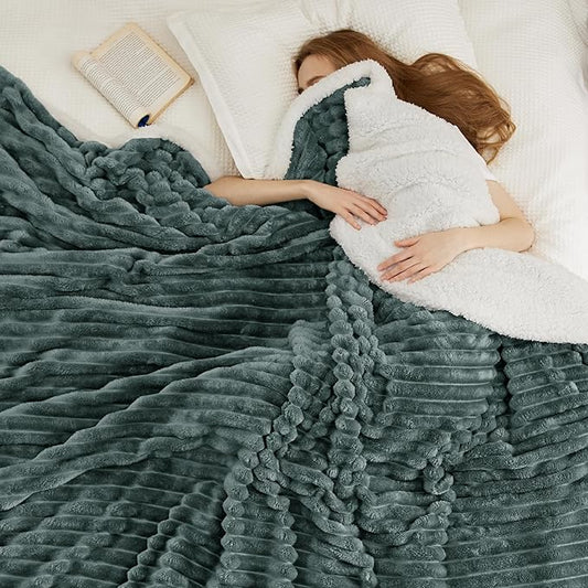 Bedsure Sherpa Blanket Queen Size for Bed - Super Soft, Cozy Fleece Thick Warm Blanket for Winter, GentleSoft Home Room Decor, Dark Green, 90x90 Inches